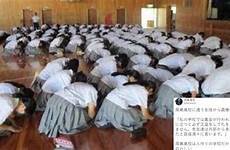 school japan students japanese bowing high kneel bow assembly during criticized making kneeling teacher their