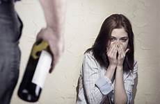 violence domestic abuse acceptance trauma alkoholu suara zachowanie jerman maling depok hal kejam lelaki dilakukan codependent spouses dapat memengaruhi fisik