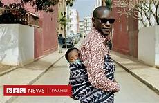 costas senegal carregando homens moreiras backs senegaleses filhos swahili daa dakar