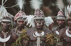 guinea papua tribespeople tribe weloveitwild