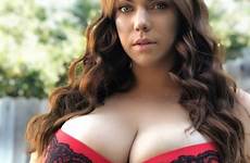 dunn ashleigh plus size curvy woman instagram lingerie models boobs women curvage body