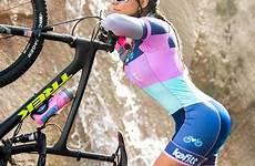 road cyclist biking ciclistas ciclista cyclists ciclismo lycra akku baustellenradio makita femenino