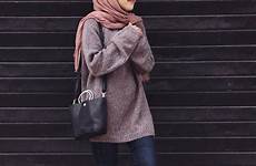 hijab ootd sweater hijabi muslimah inspirasi tunik buat hijaber would muslim minimalis celana hijau kasan hipwee ketat memadukan maybe ala