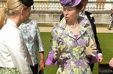 princess party anne buckingham palace royal garden dress queen may purple prince guests coat wear patch eye queens beatrice kent