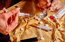 heroin addiction signs suboxone questions treatment detox causes options different paraphernalia drug
