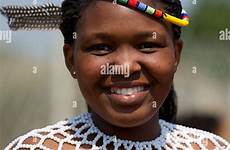 zulu reed dance south maiden africa enyokeni nongoma palace alamy stock