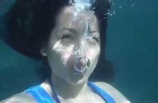 underwater selfie astonishment rules secret