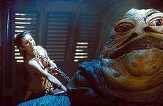 leia jabba jedi princess return wars star carrie fisher choking kills slave hutt hut has controversy merchandise death her scene