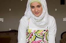 hijab girl muslim teenage beautiful wearing alamy shopping cart