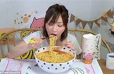 yuka kinoshita noodles eating has posting challenges incredible blogger become famous videos her