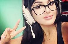 sssniperwolf wolf sniper videos omegle sexy instagram funny cute glasses gaming ani youtubers girl followers superfame a40 astro google