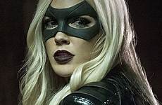 canary cassidy batwoman lance introduced