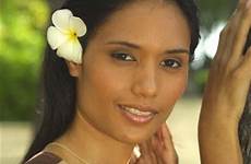 hawaii hawaiian sexy girls girl bikini beautiful wahine islands vanessa slideshow show crw edit