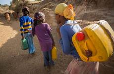 water girls ethiopia ethiopian childfund