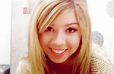 gifs jennette mccurdy gif girl smile webcam blond cute hot giphy beutiful animated icarly fucking search her mc everything has