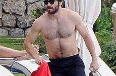 jake shirtless gyllenhaal greta caruso italy celebrity popsugar goes vacation during gyllenhal life fit