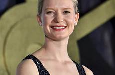 mia wasikowska alice premiere tokyo glass looking through celebmafia hawtcelebs celebzz