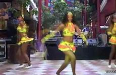 brazilian girls dancing