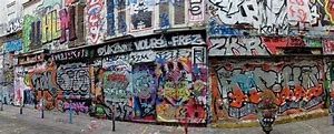 Résultat d’images pour les tags de la rue desnoyers paris 