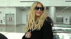 Jessica Simpson stuns in black outfit at Los Angeles airport