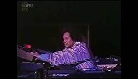 Earth, Wind & Fire - Larry Dunn's Solo - Live in Essen, Germany (1979)