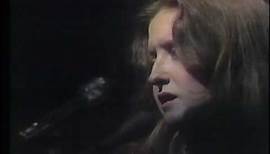 bonnie raitt live historical video - love has no pride, written by Eric Kaz & Libby Titus