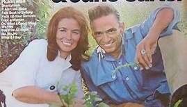 Johnny Cash & June Carter - Carryin' On With