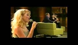 Simone - Hopelessly Devoted to You (Live)