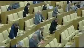 Abstimmen wie bei Honnecker Duma blamiert russische Demokratie