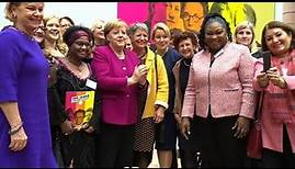 Frauenwahlrecht: Merkel sieht weiten Weg zur Gleichberechtigung