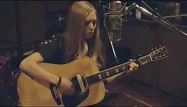 Little Red Riding Hood - Amanda Seyfried - Video Clip with lyrics