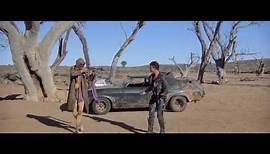Mad Max 2 - The Road Warrior Battle (1981 Mel Gibson great scene)
