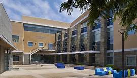 La Jolla Country Day School (Top Ranked Private School for 2024) - La Jolla, CA