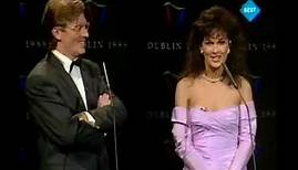 Michelle Rocca saluta in italiano all'Eurovision Song Contest 1988