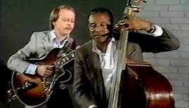 Ray Brown Presents The Art Of Playing The Bass Feat. John Clayton