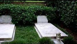The Graves of Duane Allman & Berry Oakley