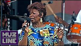 Irma Thomas Live at New Orleans Jazz & Heritage Festival 2015