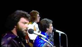 Larry Gatlin & The Gatlin Brothers - All The Gold In California (Live)