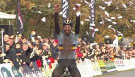 EM-Highlights: Goldjagd der Männer im Schlamm von Pontchateau - Cyclocross Video - Eurosport