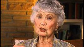 Betty Garrett on working with the stars of "Laverne & Shirley" - EMMYTVLEGENDS.ORG