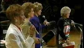 Jeannie Seely and Other Grand Ladies of the Grand Ole Opry Perform a Christmas Medley