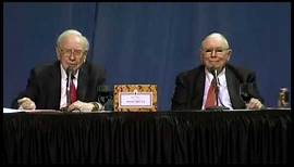 Warren Buffett & Charlie Munger: Why Berkshire Sold Munich Re | 2016 Berkshire Annual Meeting