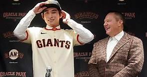 Jung Hoo Lee se presentó con los Giants