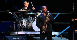 Clarence Clemons - Jungleland solo - 2009.mkv