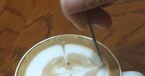 Lily latte flower... #coffee #latte #latteart #coffeeart #lattelove #coffeetime #coffeelover