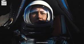 First Man - Le Premier Homme sur la Lune : Il réussit à faire atterrir un avion test (CLIP HD)