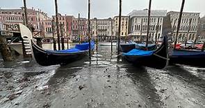 Venecia se vacía: por qué los canales se quedan sin agua
