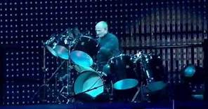 Phil Collins - In The Air Tonight (Finally....The First Farewell Tour 2004)