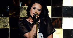 Demi Lovato: 'Cool For The Summer' (Live Performance at Billboard Music Awards) HD