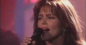 Belinda Carlisle - Heaven Is A Place On Earth (Live 1988)